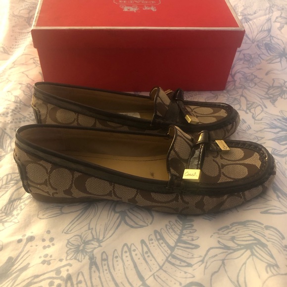 COACH LOAFERS - Picture 2 of 5